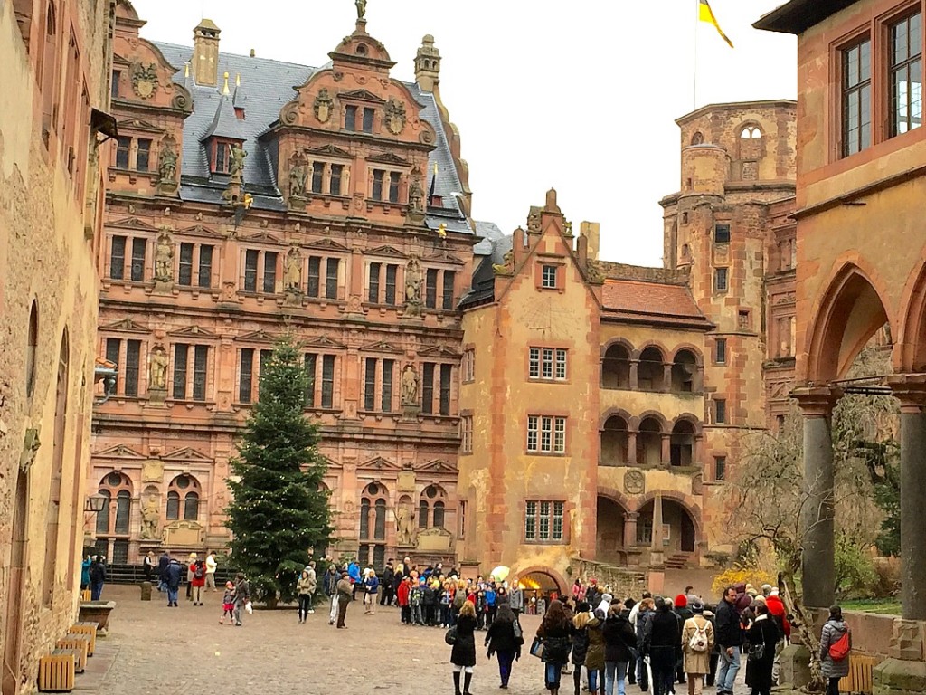 Christmastime in Heidelberg, Germany Travel, Christmas Travel, Things to do in Heidelberg, Heidelberg Castle Tree