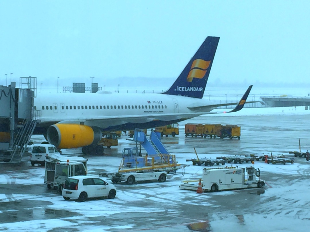 icelandair-saga-class-what-it-s-like-up-front-the-modern-travelers