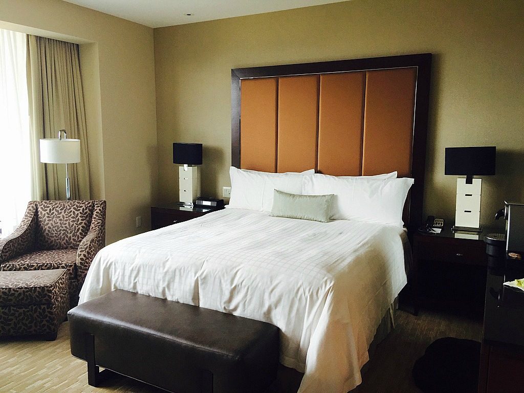 Four Seasons Hotel Denver Colorado Review. Great location, fabulous food, rooftop pool...the perfect place to stay in Denver. Denver luxury hotel, where to stay in Denver. @fsdenver @fourseasons