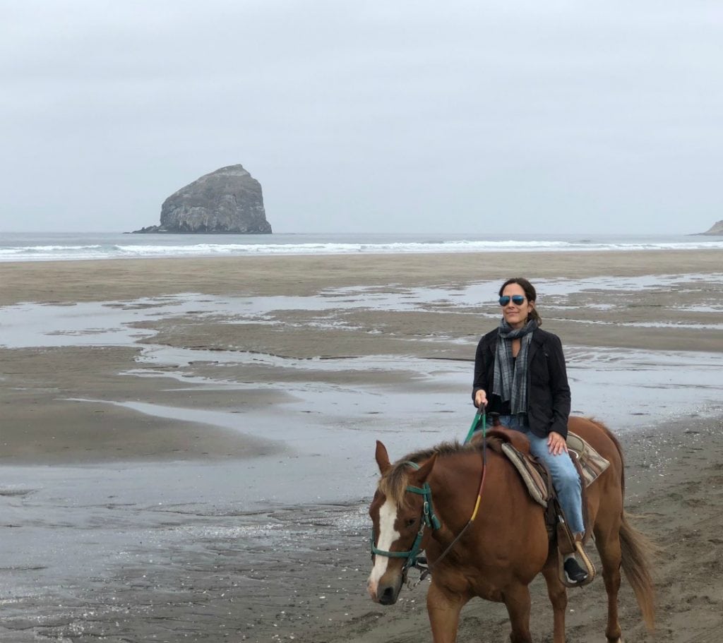 Where to go Horseback Riding on the Beach in Oregon, Best things to do on the Oregon Coast, Horseback Riding on the Beach