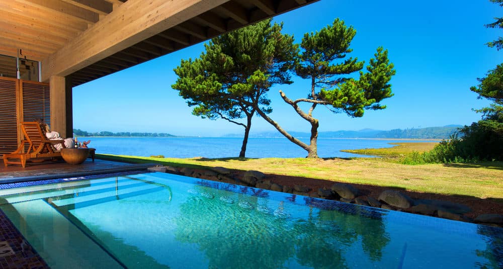 Hotel Review: Salishan Resort is a luxury resort on the Oregon Coast near Lincoln City. It's a family friendly, dog friendly resort that offers a quintessential Pacific Northwest experience. Where to stay on the Oregon Coast. Luxury Hotel Oregon Coast. Luxury resort Oregon Coast.