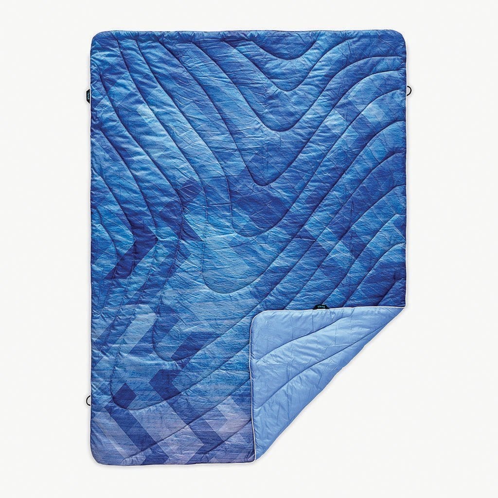 Rumple Iceland Print Puffy Blanket Review