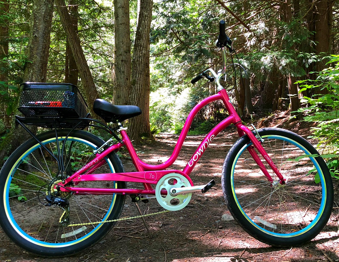 pink townie bike
